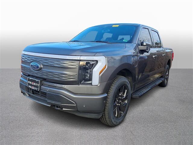 2022 Ford F-150 Lightning Lariat SuperCrew AWD
