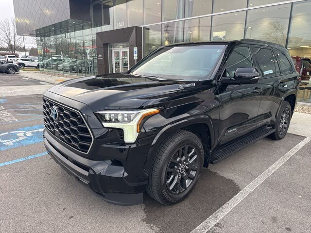 2023 Toyota Sequoia Platinum 4WD