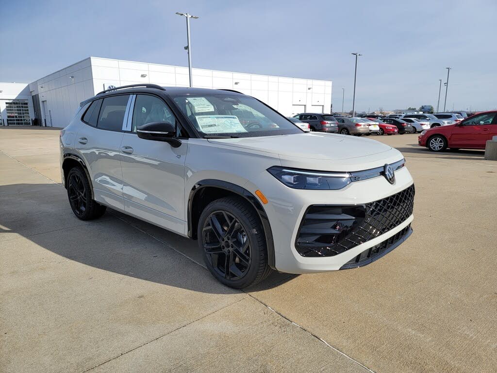 2026 Volkswagen Tiguan SE R-Line Black 4Motion