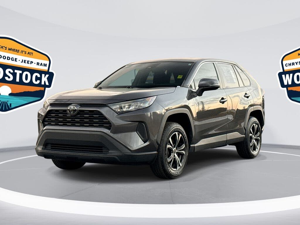 2022 Toyota RAV4 LE FWD