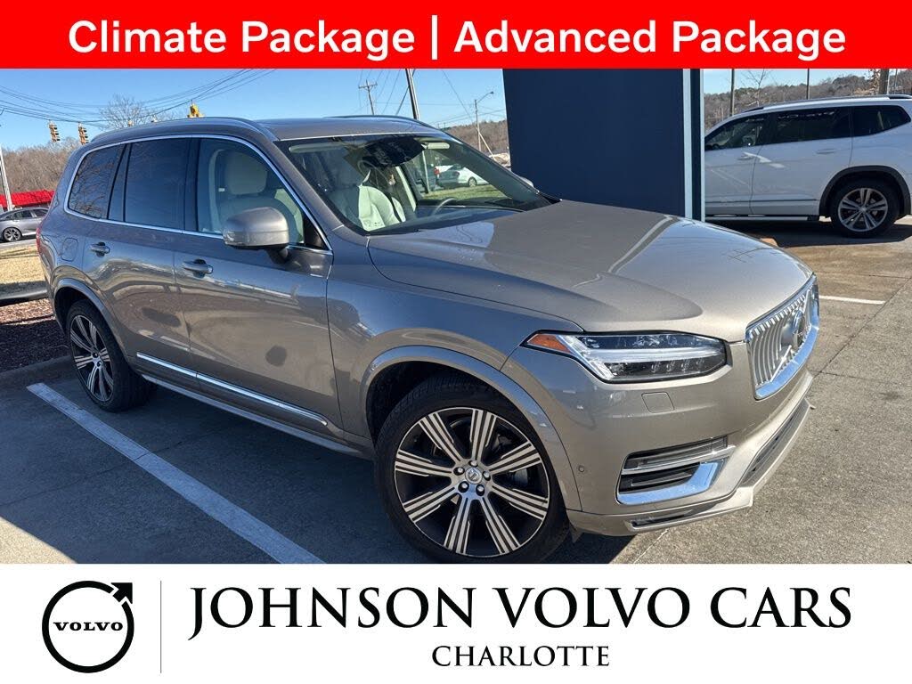 2022 Volvo XC90 T6 Inscription 7-Passenger AWD