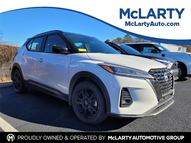 2023 Nissan Kicks SR FWD