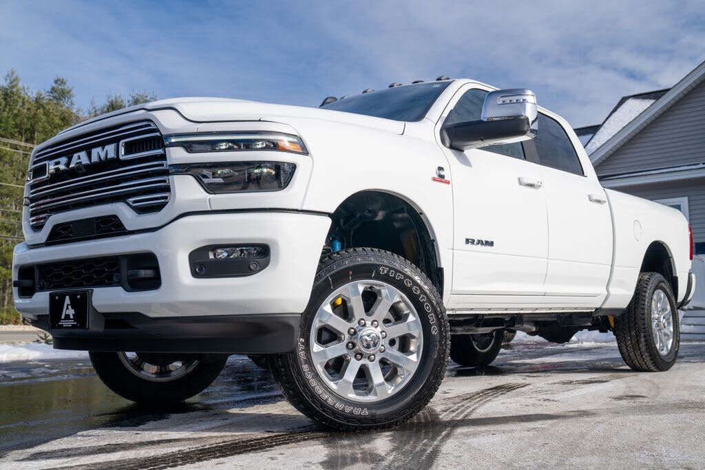 2025 RAM 2500 Laramie Crew Cab 4WD