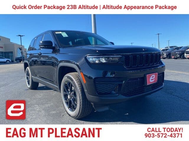 2025 Jeep Grand Cherokee Altitude RWD