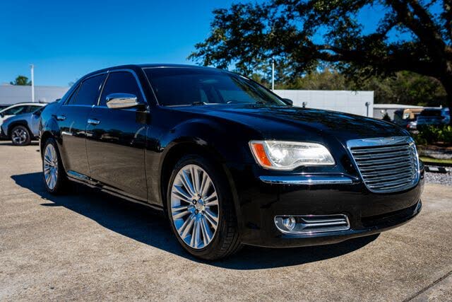 2011 Chrysler 300 Limited RWD