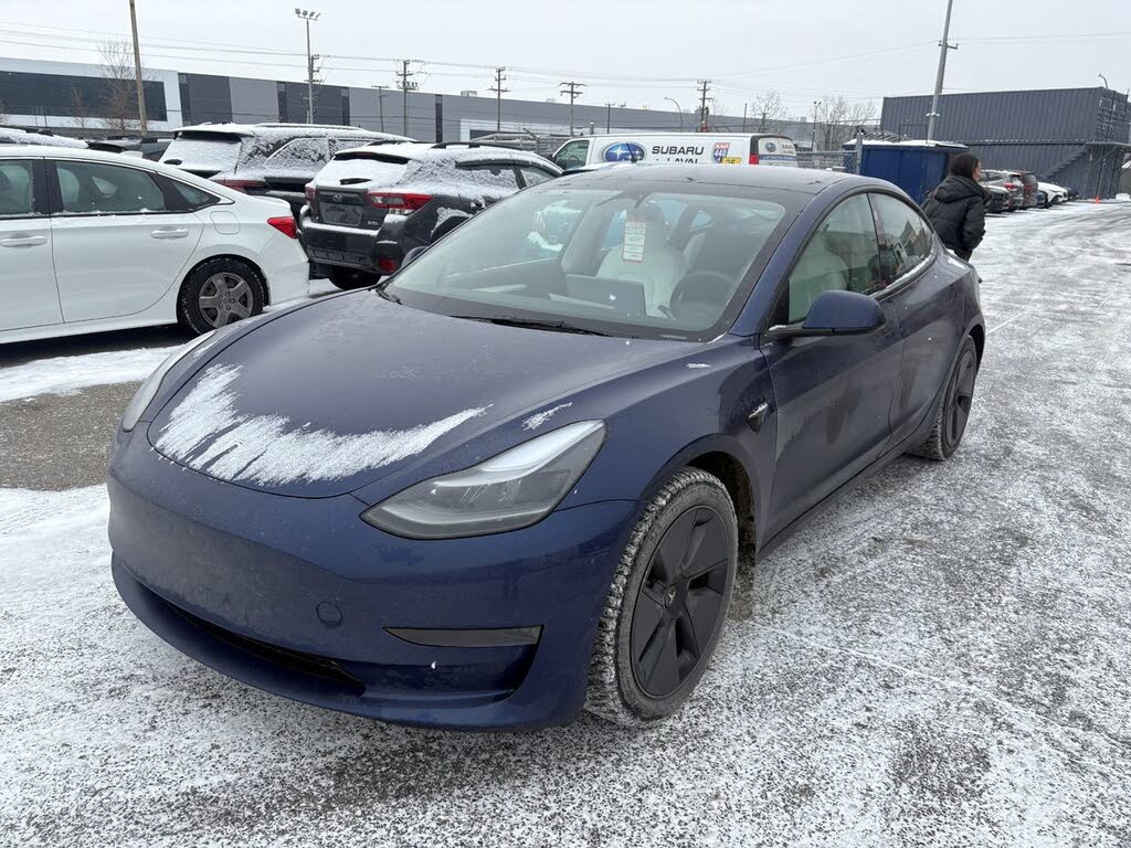 2023 Tesla Model 3 RWD