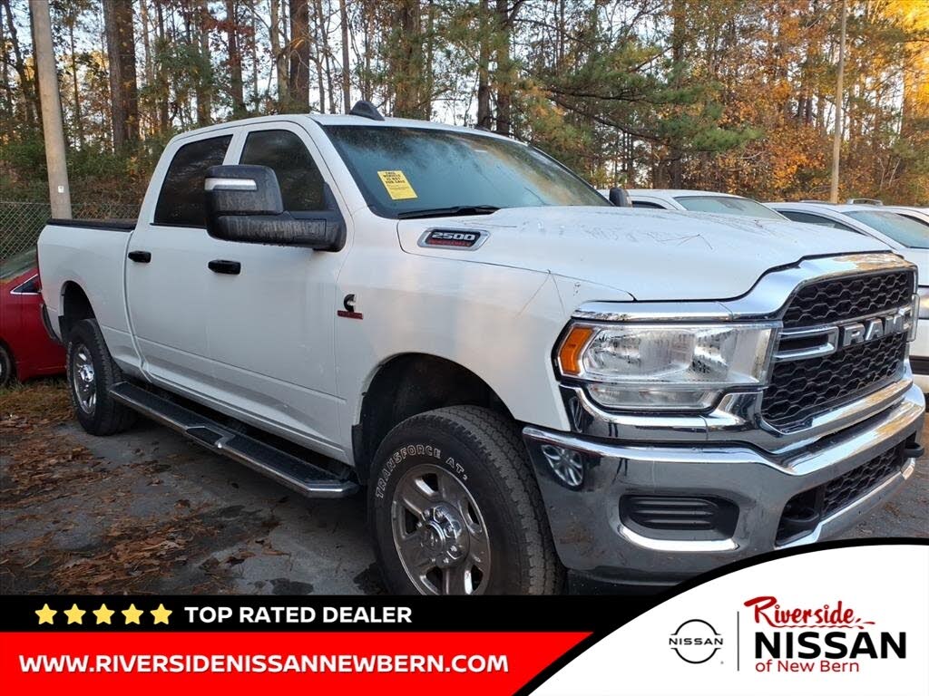 2024 RAM 2500 Tradesman Crew Cab 4WD