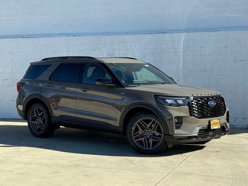 2026 Ford Explorer ST-Line RWD