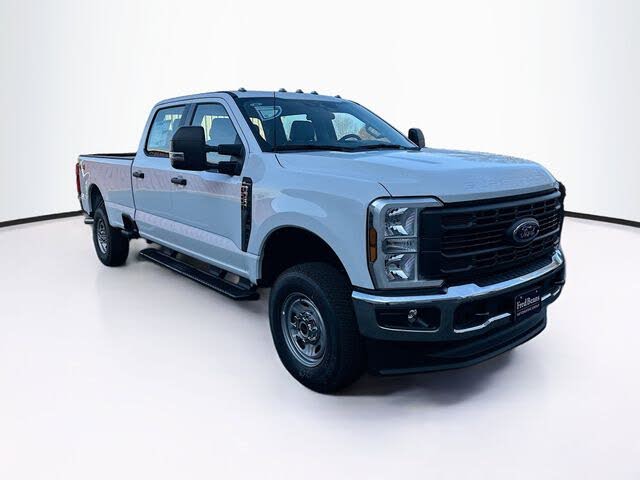 2026 Ford F-250 Super Duty XL Crew Cab 4WD