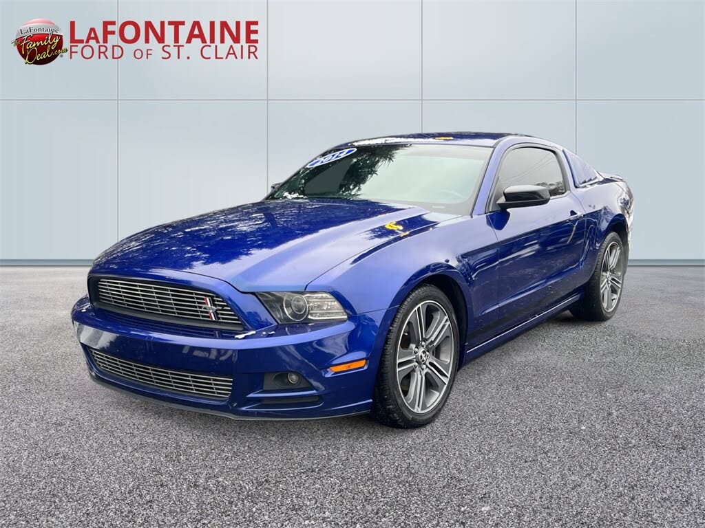 2014 Ford Mustang V6 Premium Coupe RWD
