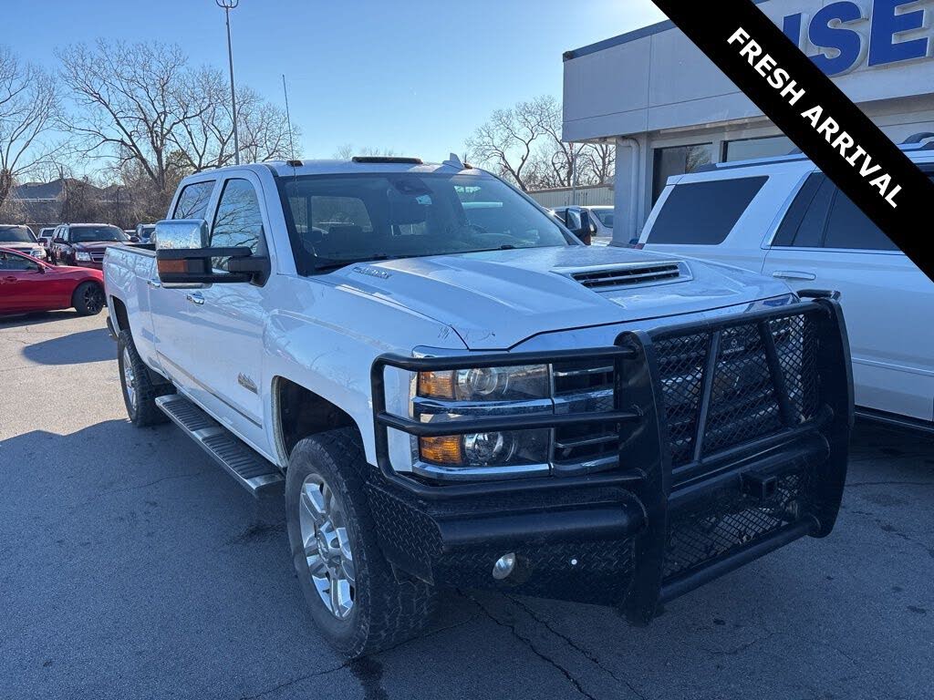2018 Chevrolet Silverado 2500HD High Country Crew Cab 4WD