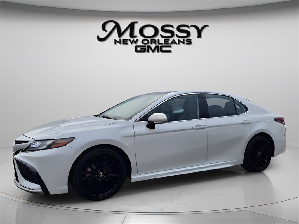 2022 Toyota Camry XSE FWD