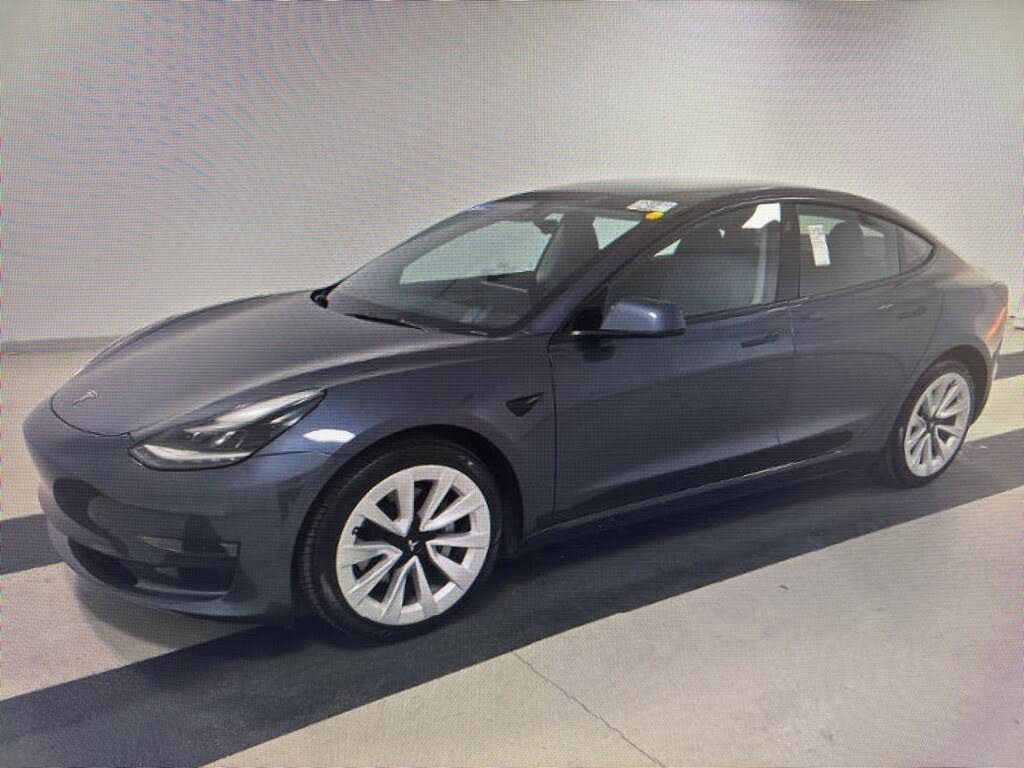 2023 Tesla Model 3 RWD