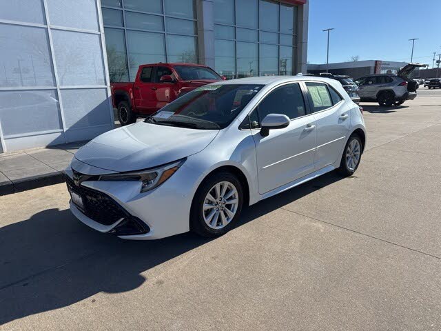 2024 Toyota Corolla Hatchback SE FWD