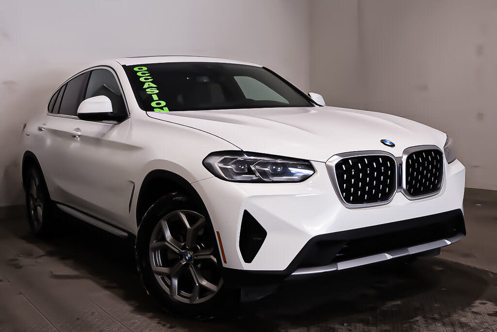 2025 BMW X4 xDrive30i