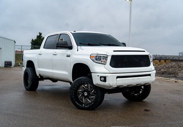 2016 Toyota Tundra Platinum CrewMax 5.7L FFV 4WD