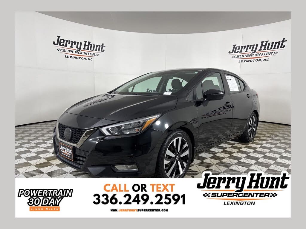 2021 Nissan Versa SR FWD