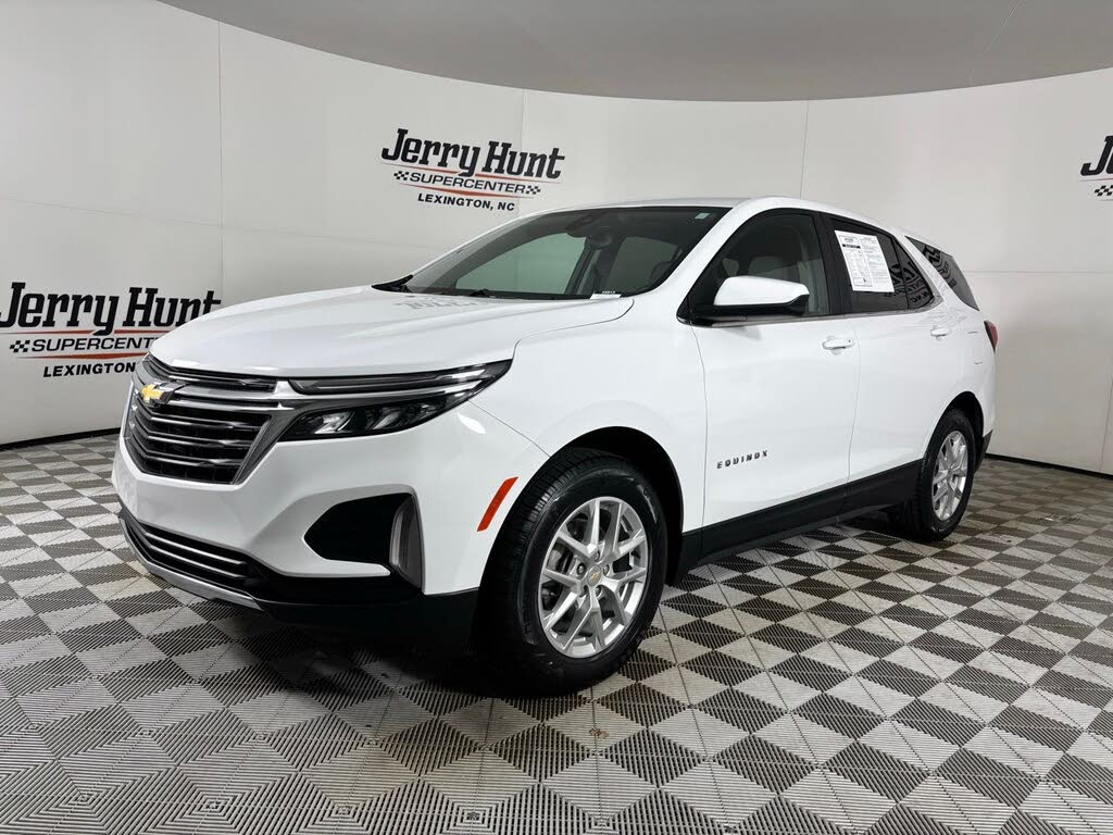 2023 Chevrolet Equinox LT FWD with 1LT