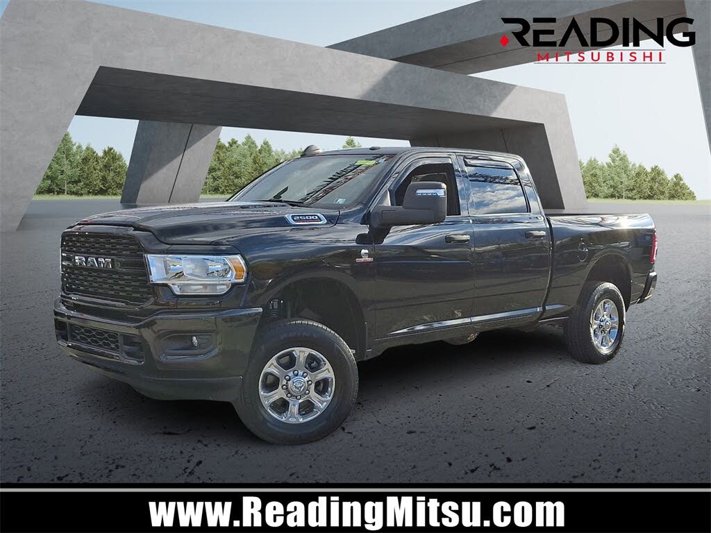 2024 RAM 2500 Big Horn Crew Cab 4WD