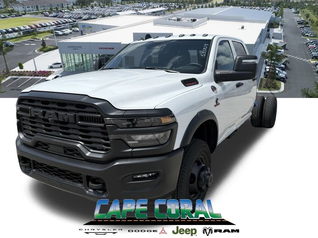 2025 RAM 3500 Chassis Tradesman Crew Cab LB DRW 4WD
