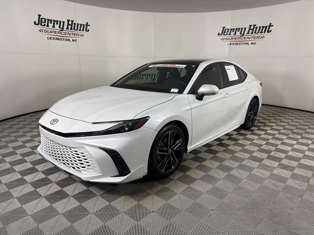 2025 Toyota Camry XSE FWD