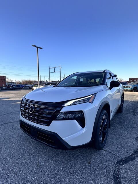 2026 Nissan Rogue SV FWD