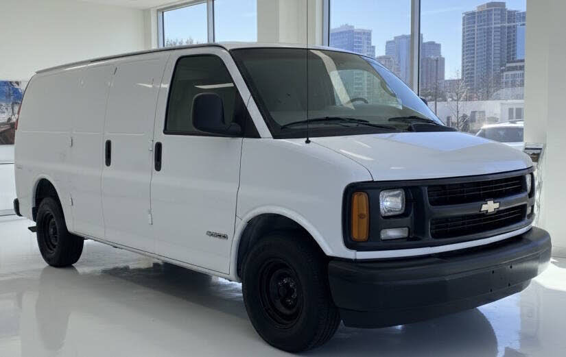 1999 Chevrolet Express Cargo G1500 RWD