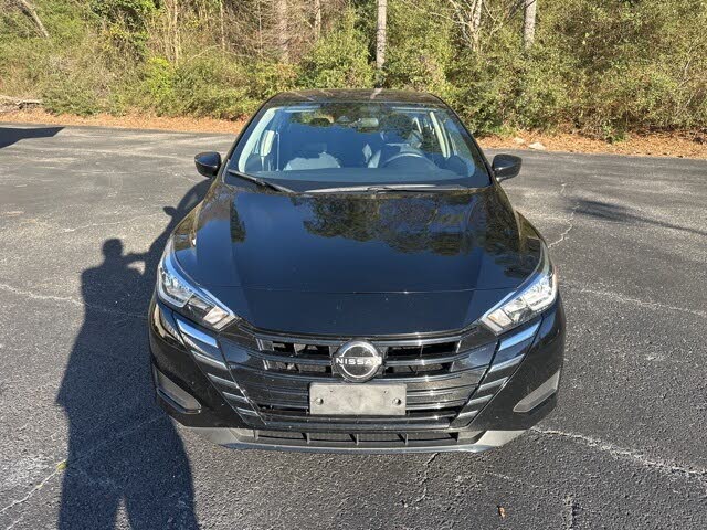 2023 Nissan Versa SV FWD