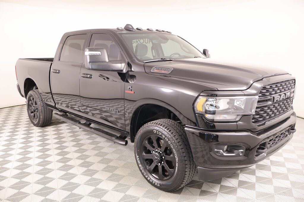 2024 RAM 2500 Big Horn Crew Cab 4WD