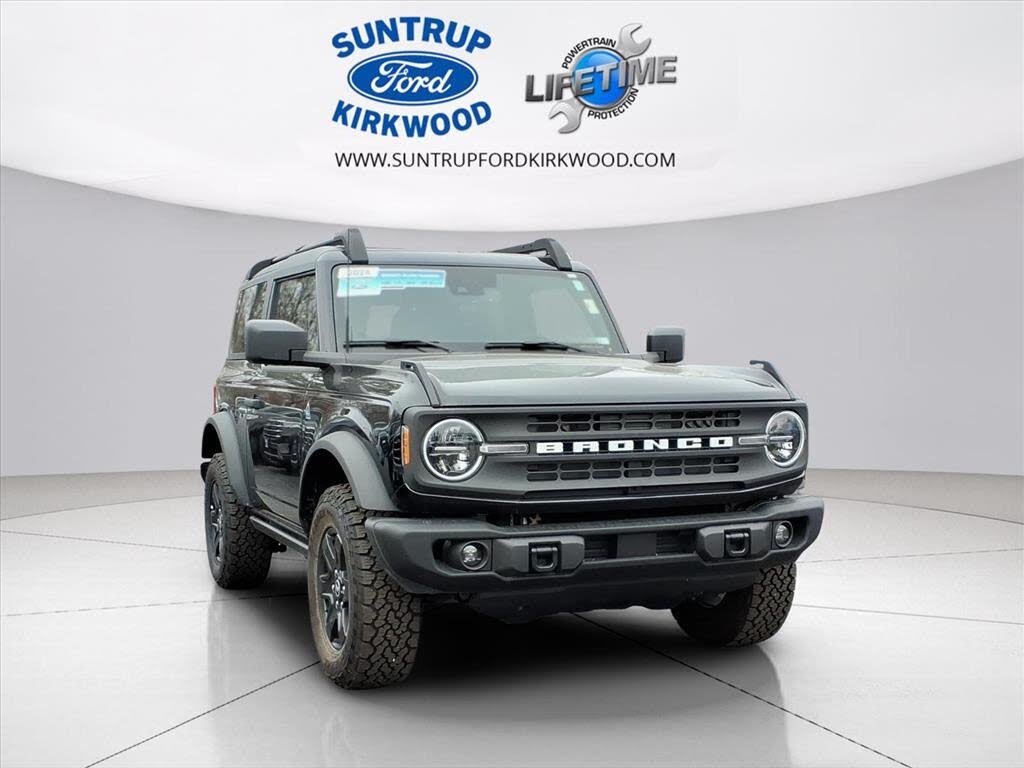 2024 Ford Bronco Black Diamond 2-Door 4WD