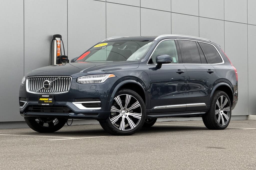 2024 Volvo XC90 Recharge T8 Plus Bright Theme 7-Passenger eAWD