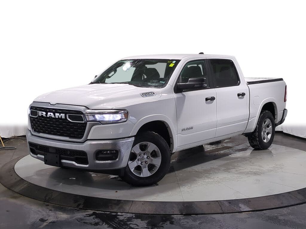 2025 RAM 1500 Big Horn Crew Cab 4WD