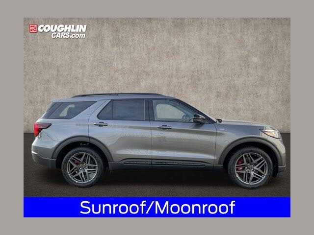2026 Ford Explorer ST-Line AWD