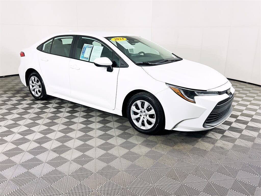 2024 Toyota Corolla LE FWD