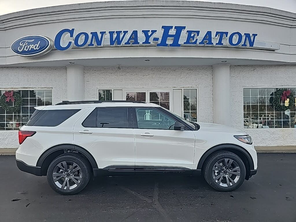 2026 Ford Explorer Active AWD