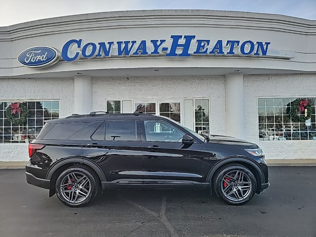 2026 Ford Explorer ST AWD