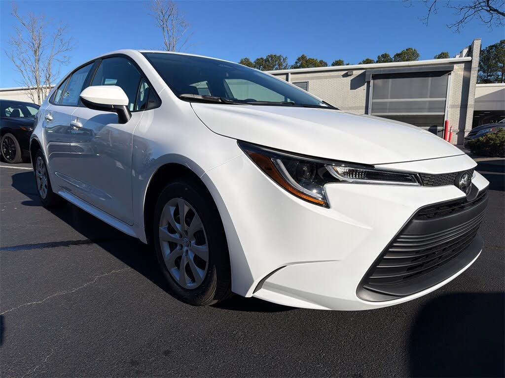 2026 Toyota Corolla LE FWD