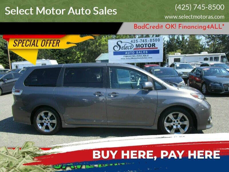 2013 Toyota Sienna SE 8-Passenger