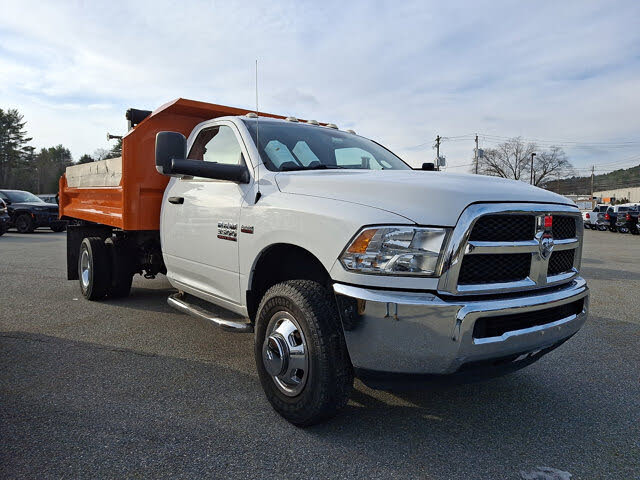 2017 RAM 3500 Chassis Tradesman LB 4WD
