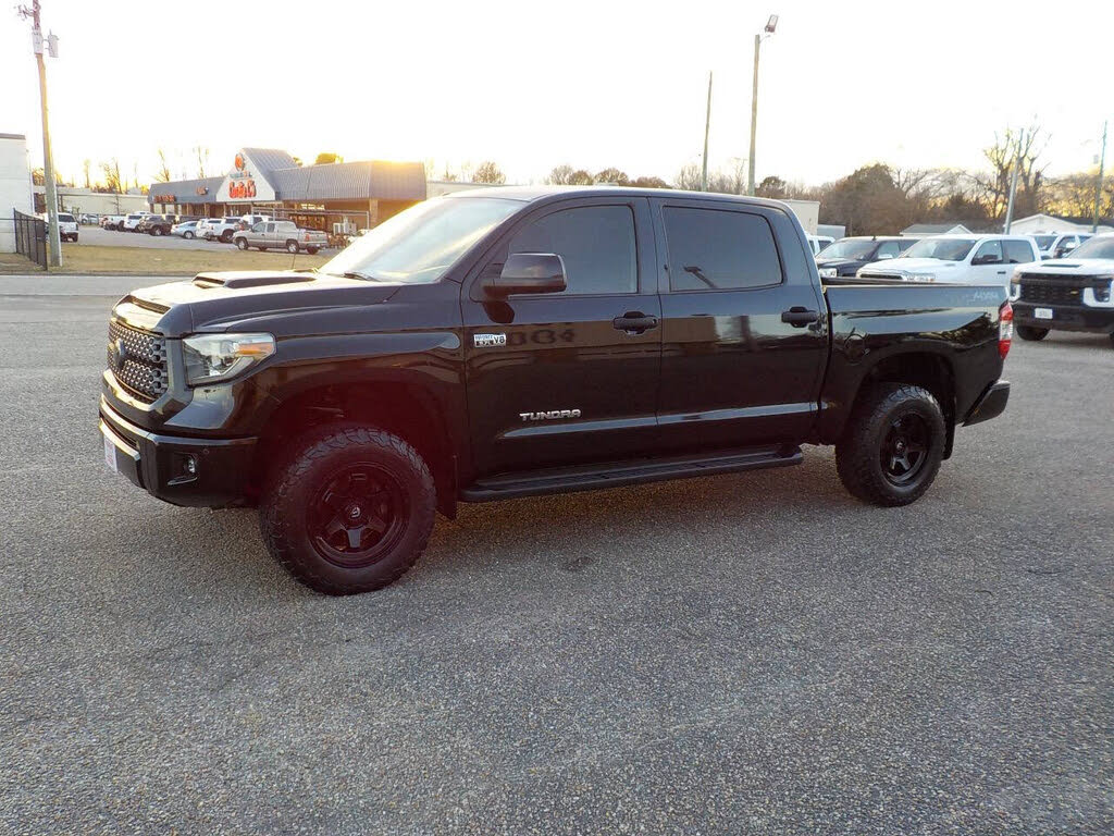 2018 Toyota Tundra SR5 CrewMax 5.7L 4WD
