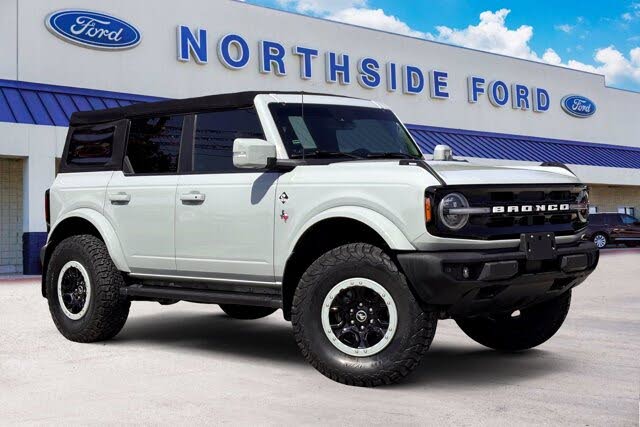 2022 Ford Bronco Outer Banks 4-Door 4WD