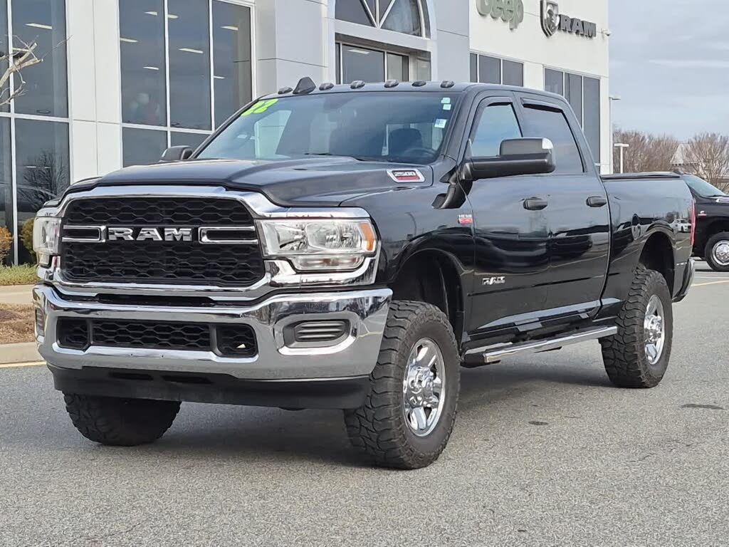 2022 RAM 2500 Tradesman Crew Cab 4WD