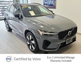 Volvo XC60 Recharge T8 Plus Dark Theme eAWD