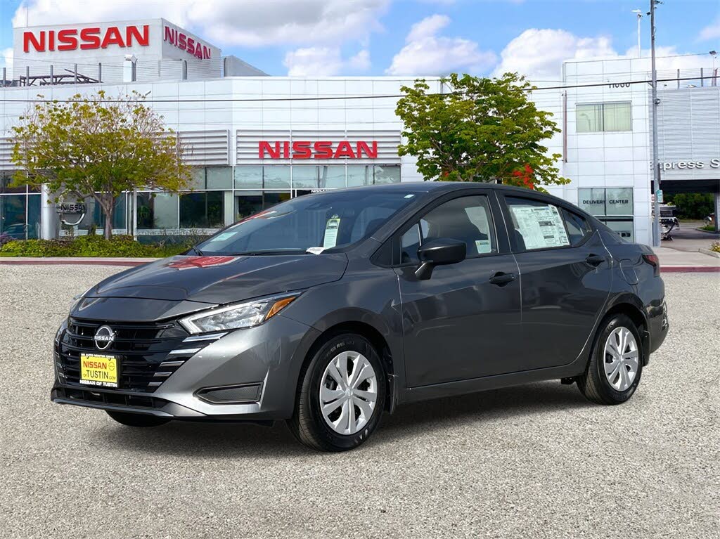 2025 Nissan Versa S FWD