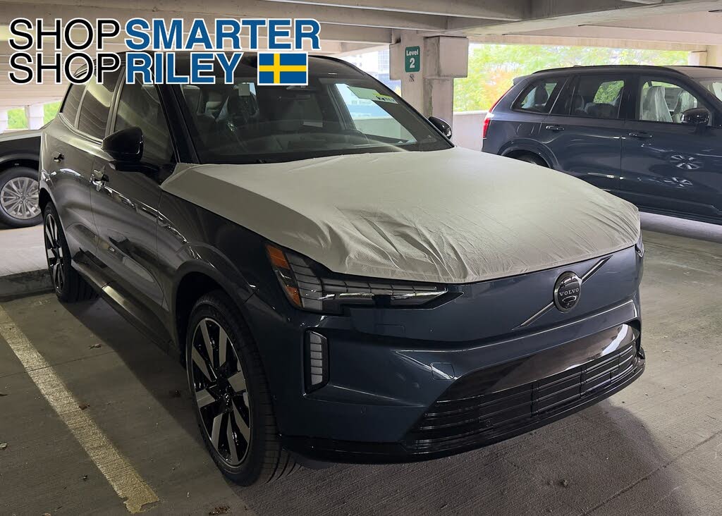 2025 Volvo EX90 Twin Performance Plus 7-Passenger eAWD