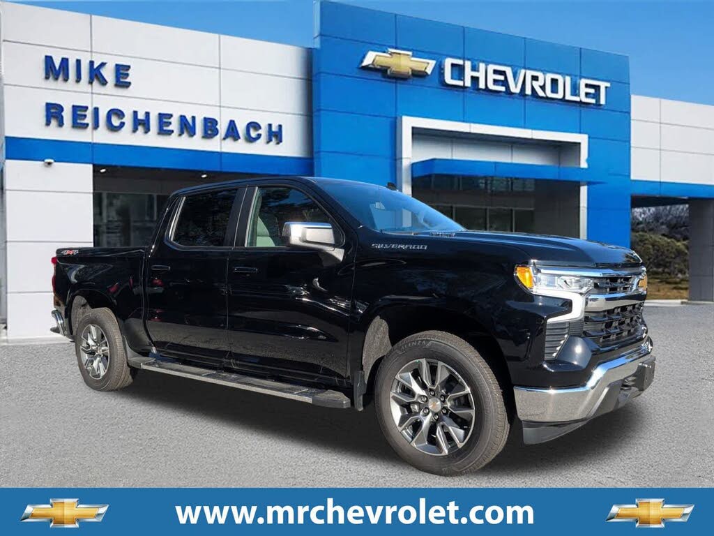 2026 Chevrolet Silverado 1500 LT Crew Cab 4WD