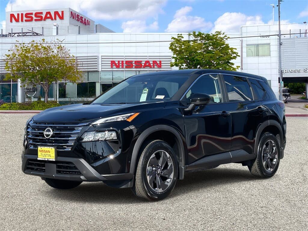 2026 Nissan Rogue SV FWD
