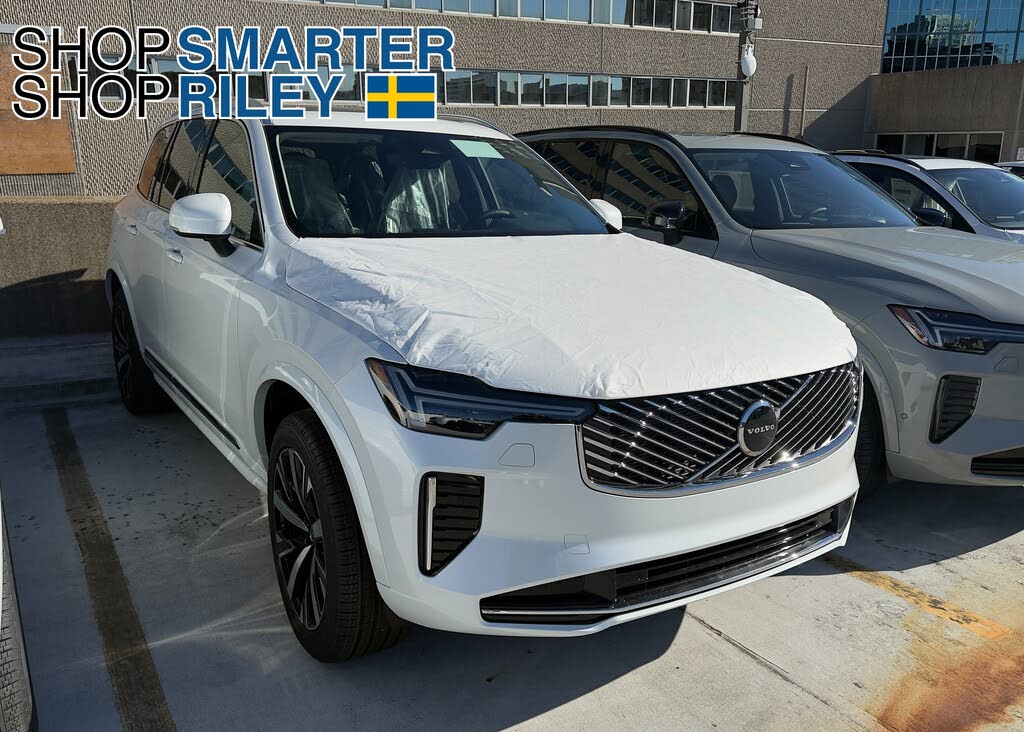 2026 Volvo XC90 B5 Core AWD