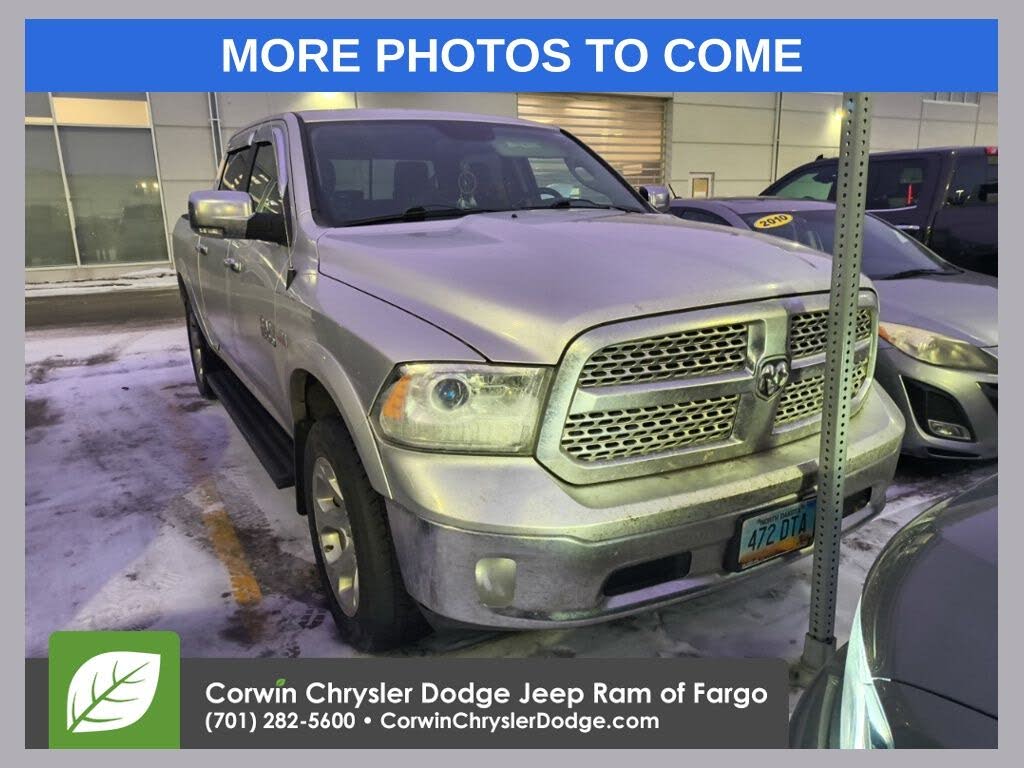 2015 RAM 1500 Laramie Crew Cab 4WD