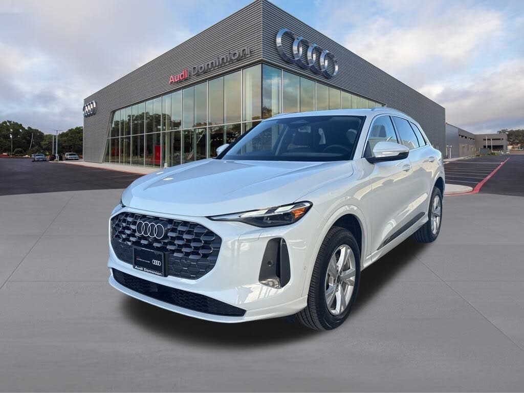 2025 Audi Q5 quattro Premium 40 TFSI